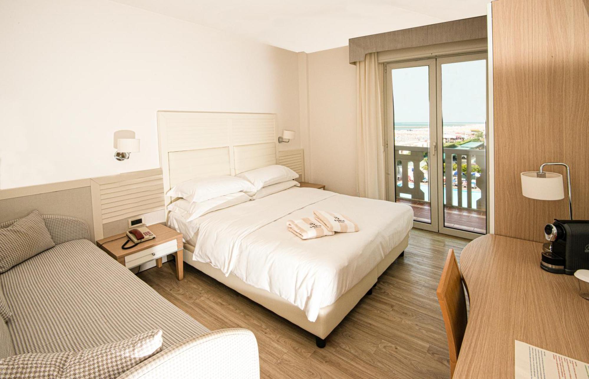 Hotel Savoy Caorle Ngoại thất bức ảnh