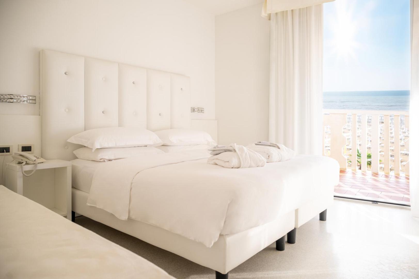 Hotel Savoy Caorle Ngoại thất bức ảnh