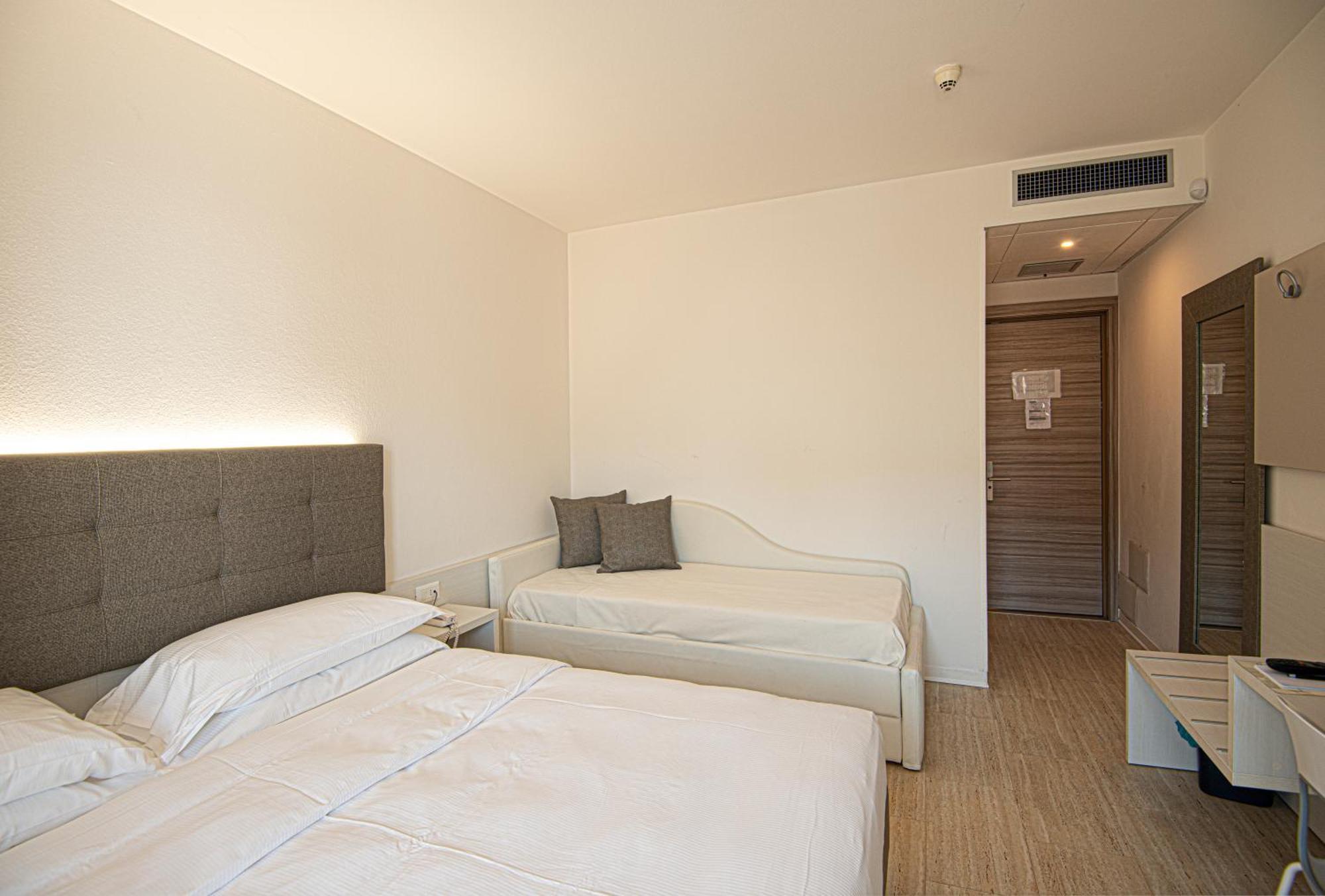 Hotel Savoy Caorle Ngoại thất bức ảnh